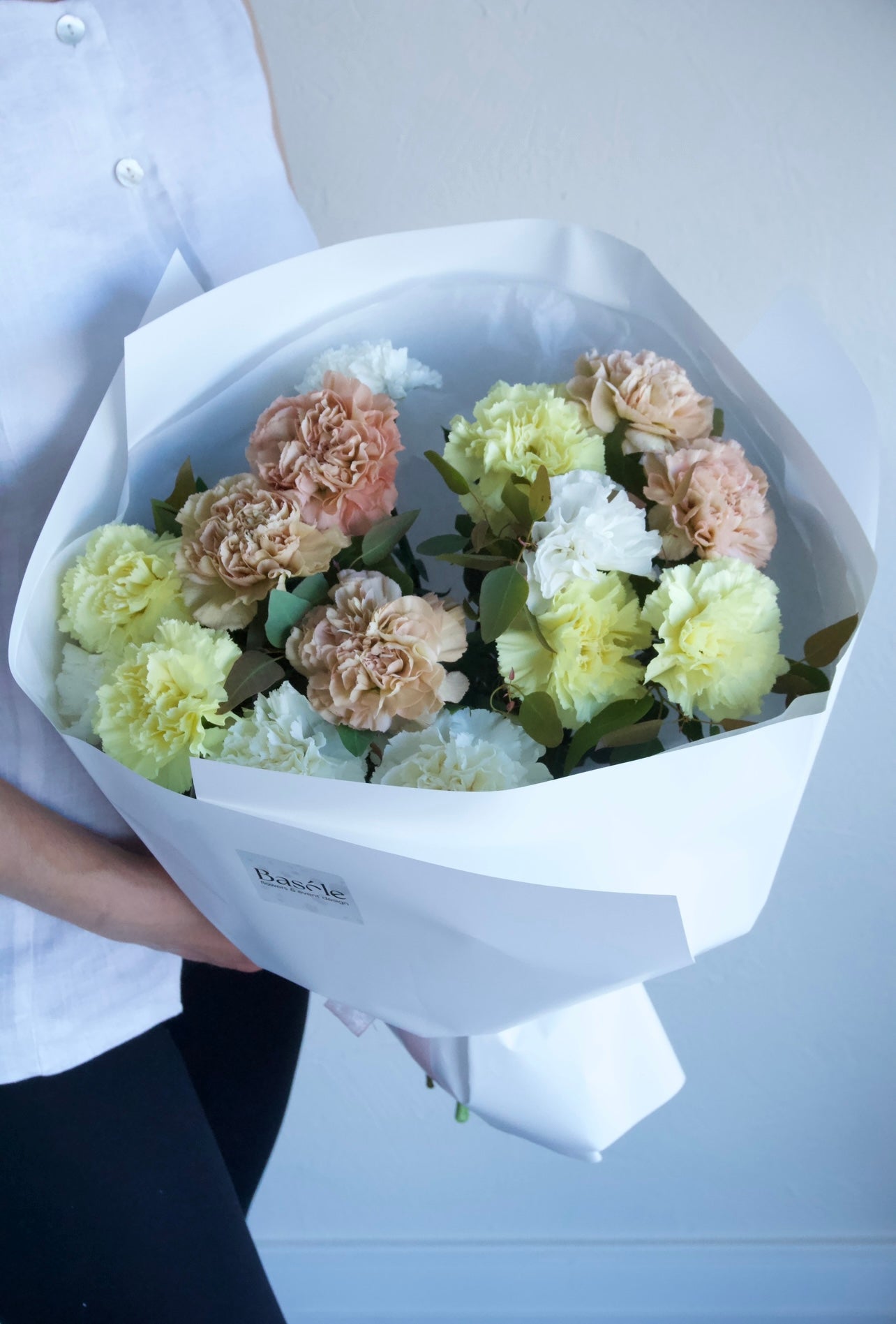 Mono carnations