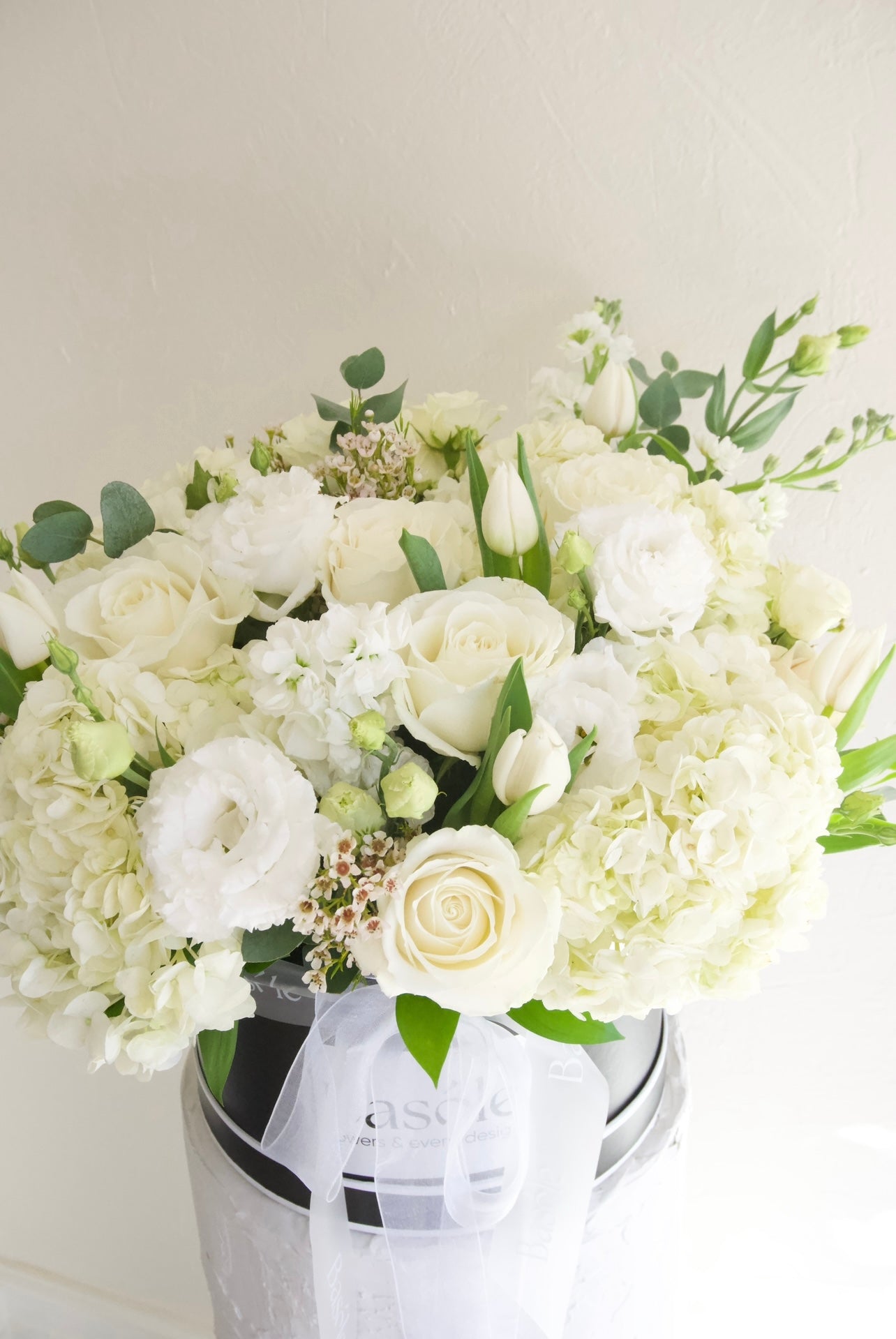 Noir & Blanc Hat Box