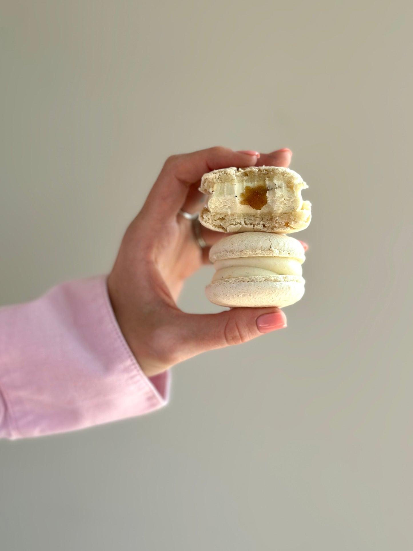 Box of 8 Assorted Macarons