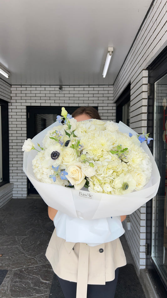 Blue Muse Bouquet