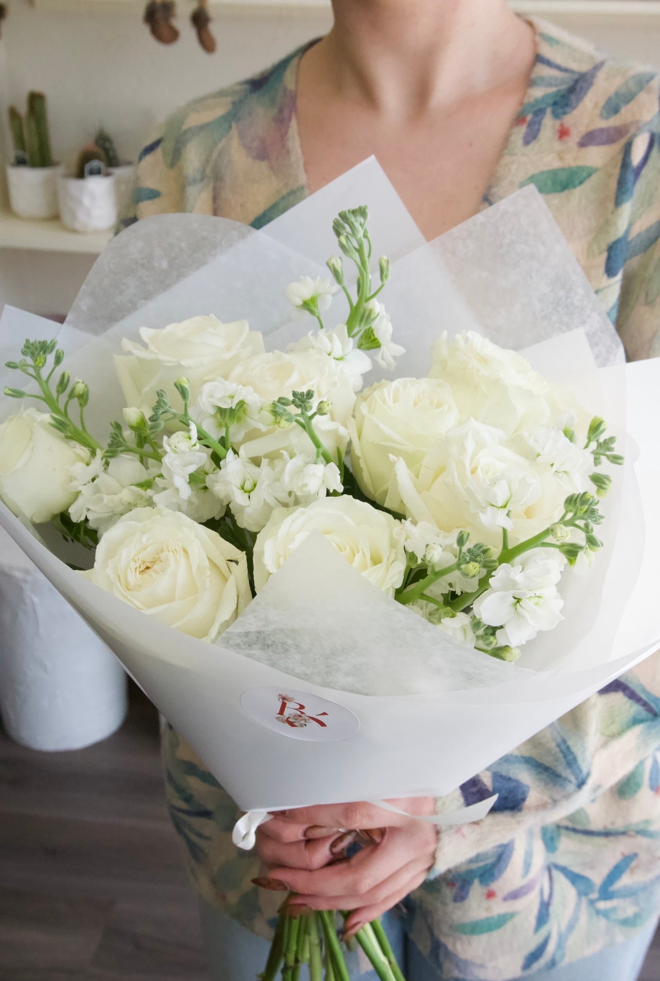 White Roses & Matthiola Bouquet