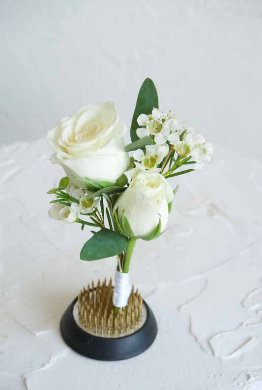 Elegant Boutonnieres